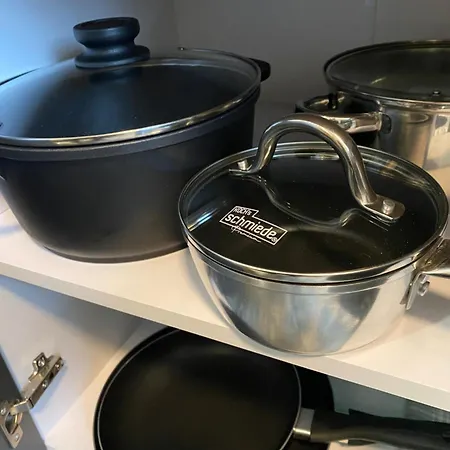 Apartman J22 - Fullhouse - - Fussgaengerzone - Netflix