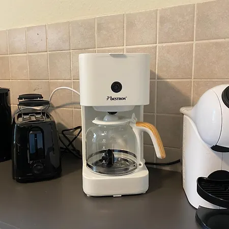 J22 - Fullhouse - - Fussgaengerzone - Netflix Apartman