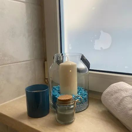 J22 - Fullhouse - - Fussgaengerzone - Netflix Eisenach