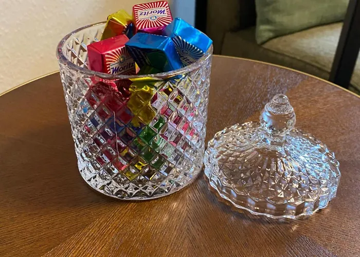 J22 - Fullhouse - - Fussgaengerzone - Netflix Appartement Eisenach