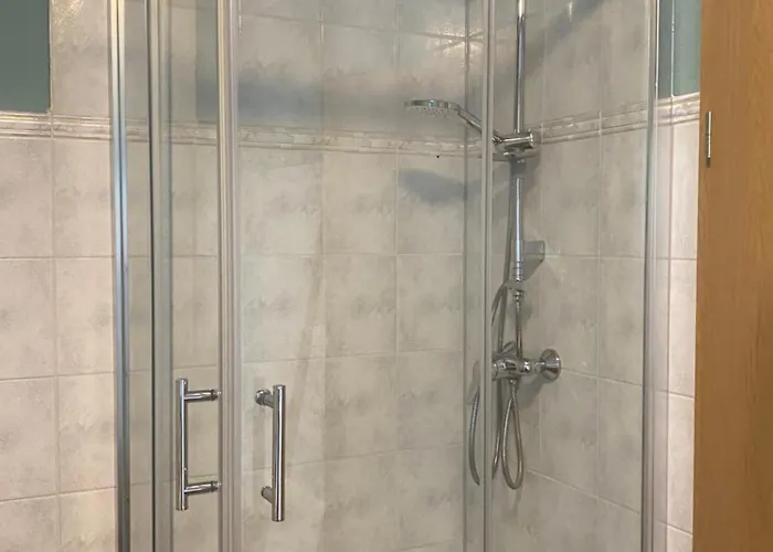 J22 - Fullhouse - - Fussgaengerzone - Netflix *