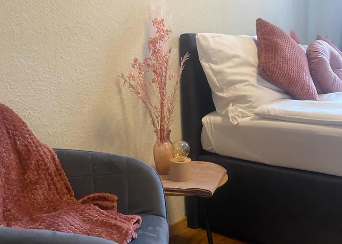 J22 - Fullhouse - - Fussgaengerzone - Netflix Appartement Eisenach